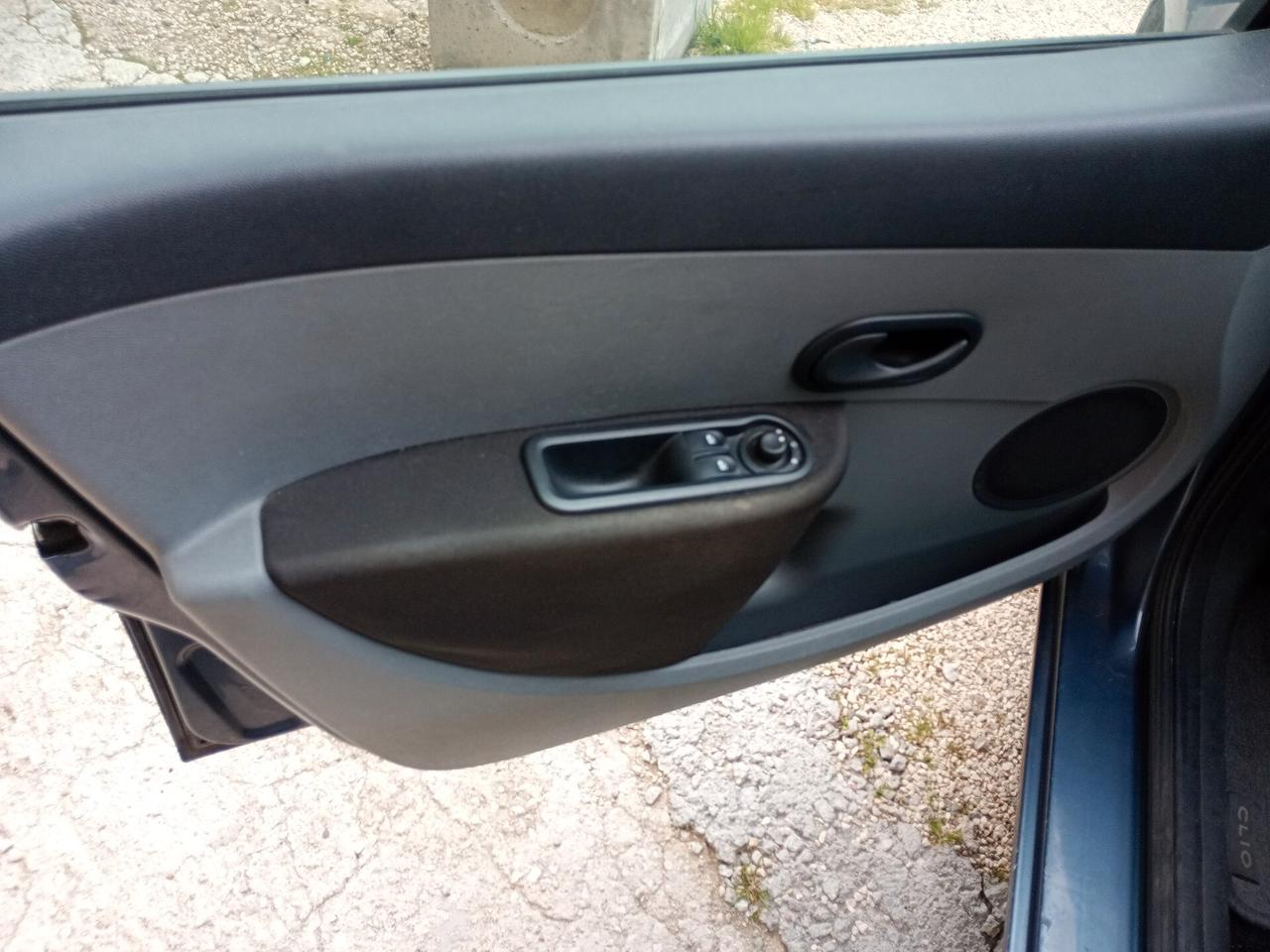 Renault Clio Storia 1.2 5 porte