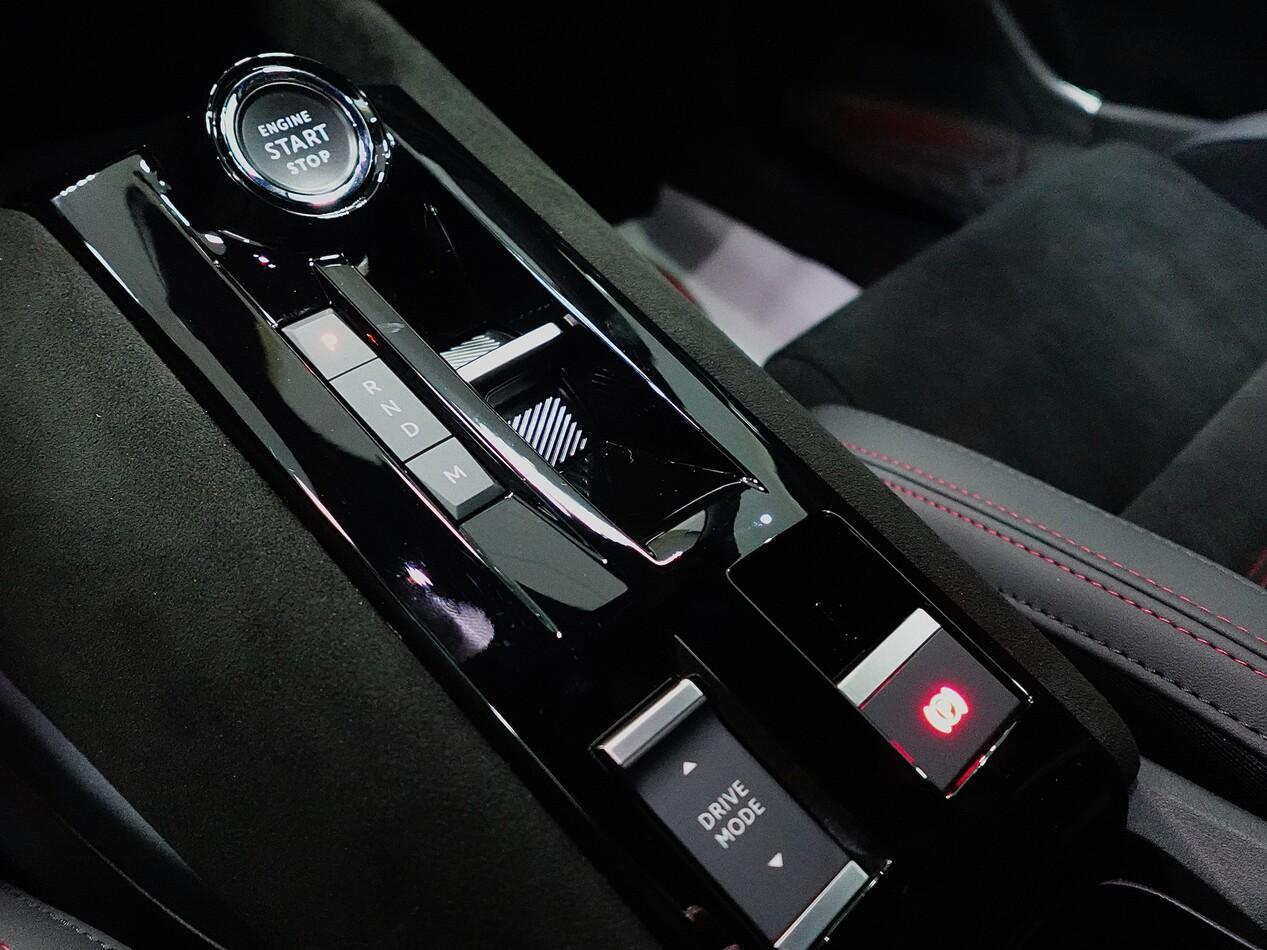 Alfa Romeo Junior 1.2 IBRIDA 145 CV EDCT6 SPECIALE PACK SPORT