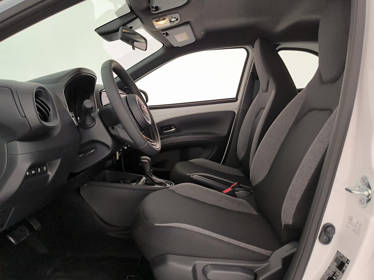 Toyota Aygo x 1.0 active 72cv s-cvt