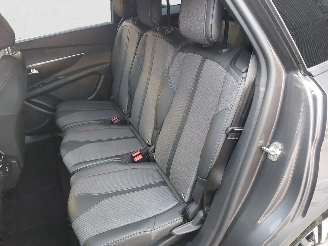 PEUGEOT 5008 2ª serie - 5008 BlueHDi 130 S&S EAT8 Allure Pack
