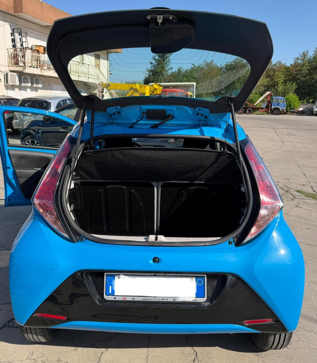 Toyota Aygo 1.0 VVT-i 69 CV 5 porte x-cool