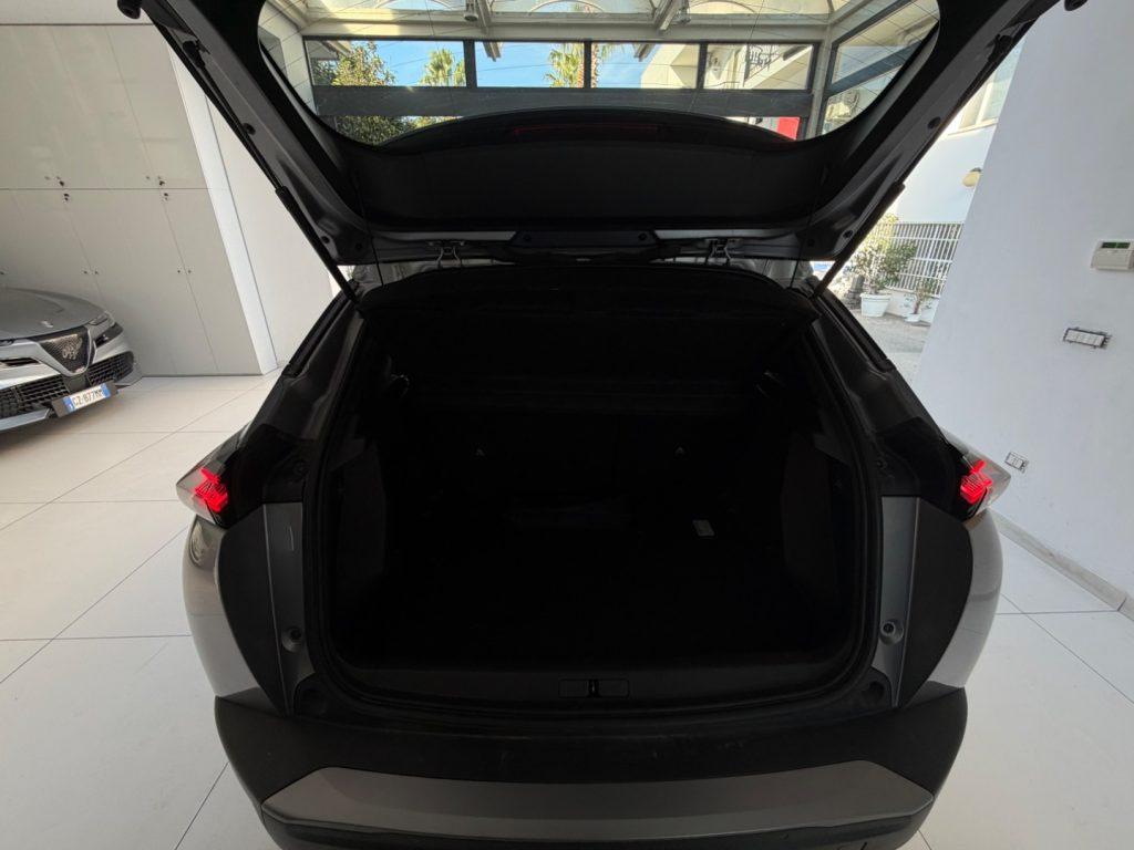 Peugeot 2008 PureTech 130 S&S EAT8 Allure da €229,00 mensili
