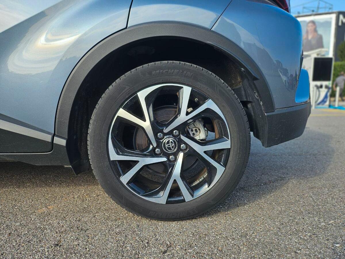 Toyota C-HR 1.8h Trend e-cvt