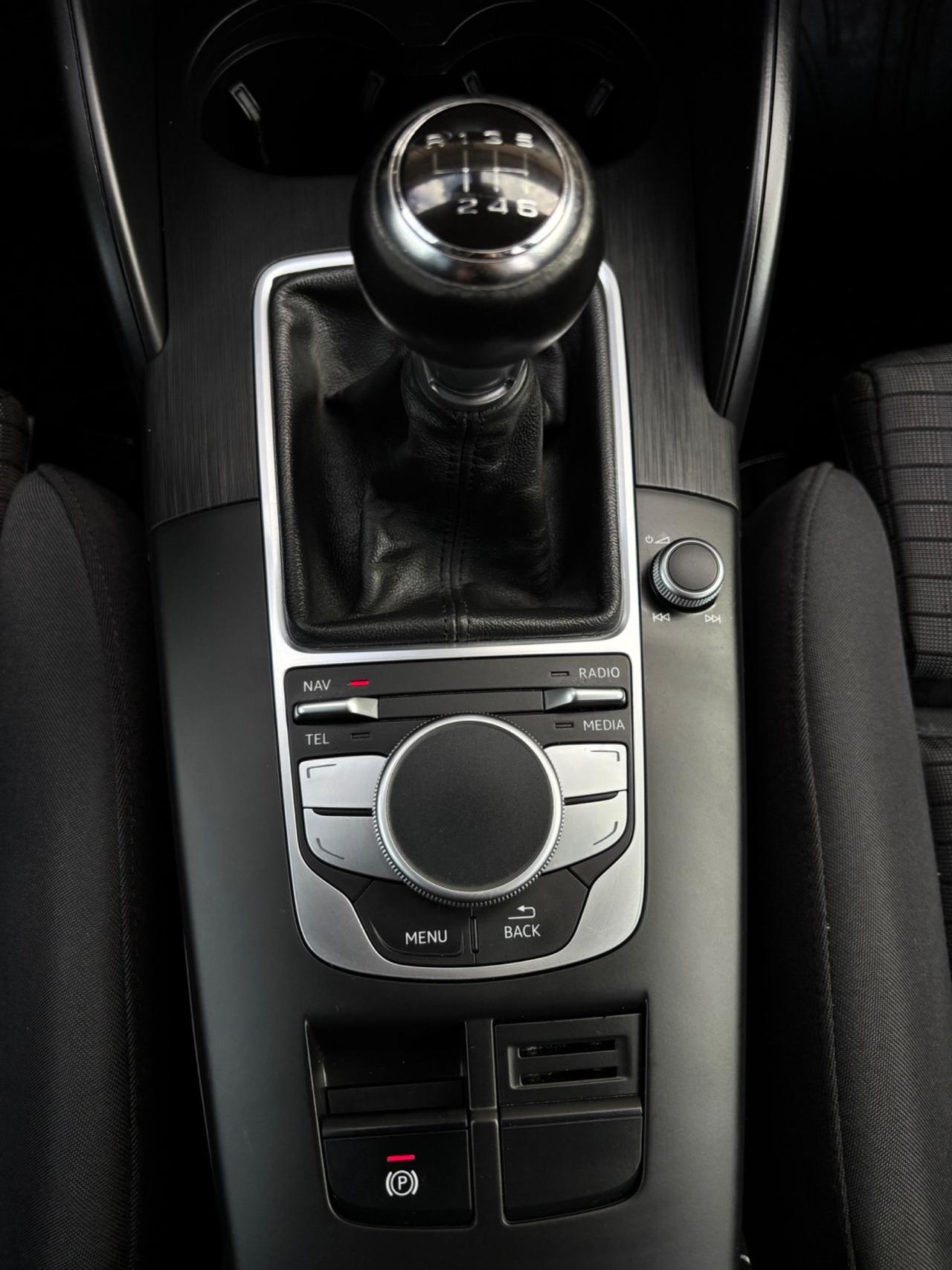 Audi A3 1.6 TDI Sportback. Garanzia. Neopatentati