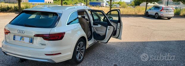 Bellissima AUDI A4 allroad Business Evolution 190cv-Full Optional-Molto ben tenuta-garanzia 12 mesi estendibile fino a 36 mesi.