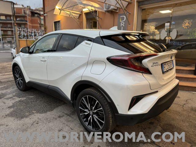 TOYOTA C-HR 1.8 Hybrid E-CVT LOUNGE