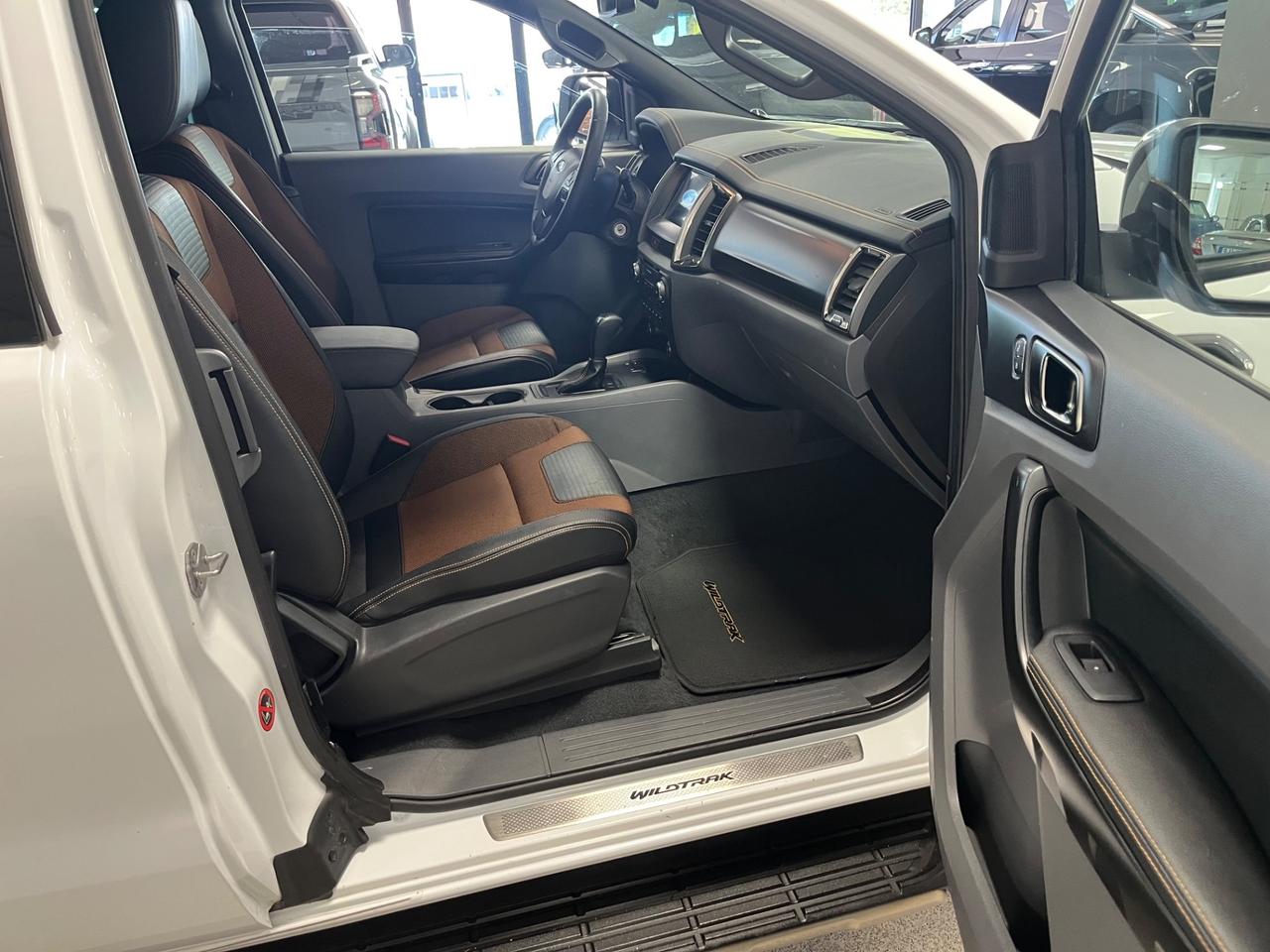 Ford Ranger 3.2 tdci EXTRA CAB Wildtrak 200cv auto