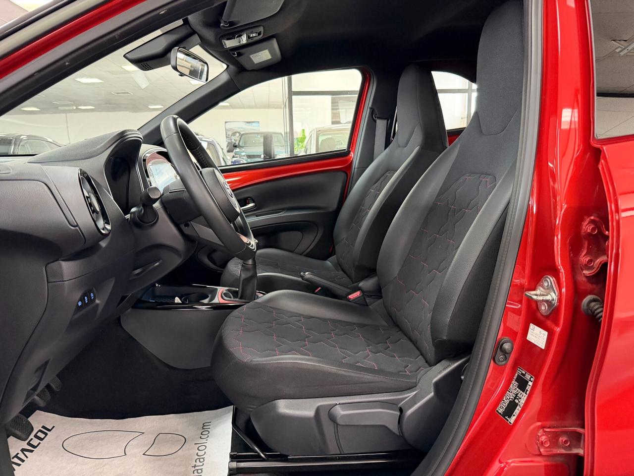 Toyota Aygo X 1.0 VVT-i 72 CV 5 porte Lounge