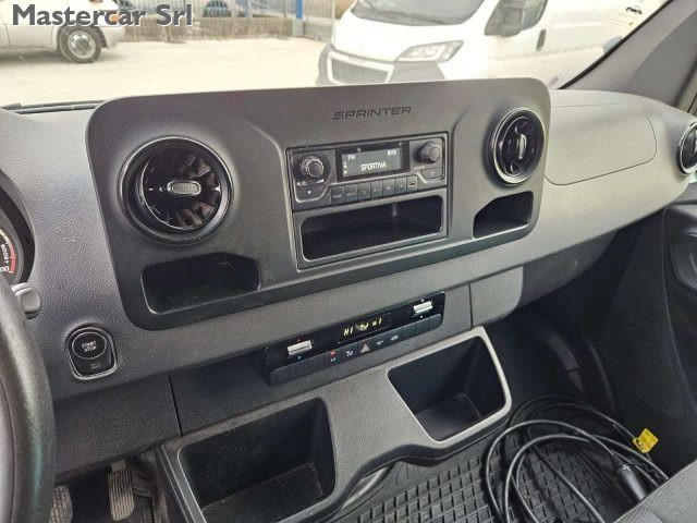 MERCEDES-BENZ Sprinter SPRINTER eSprinter 47kWh- 4 batterie - GE727YR