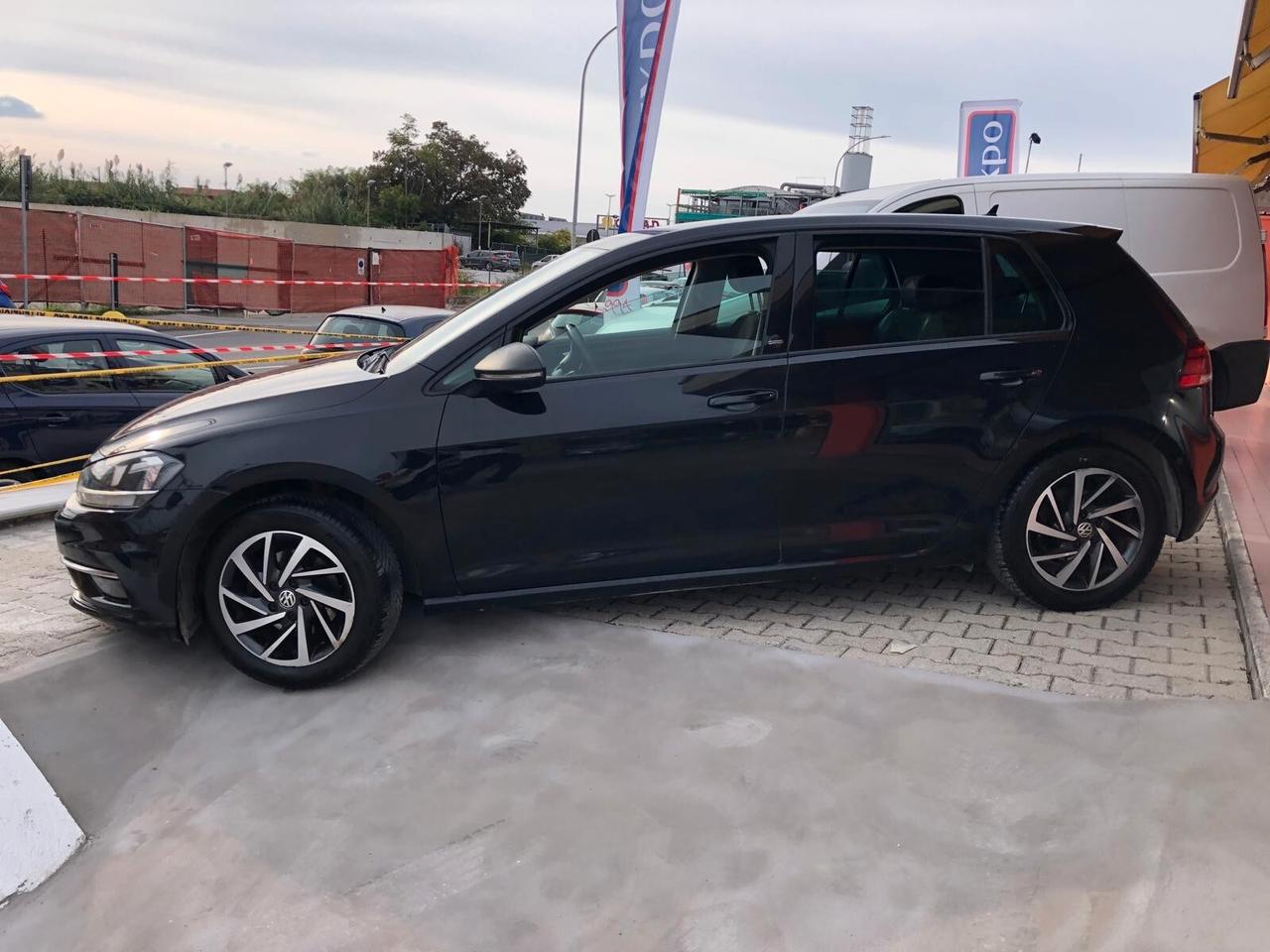 Volkswagen Golf Business 1.6 TDI 5p. SOUND GARANZIA EUROPEA 12 MESI RINNOVABILE FINO A 60 MESI!!!