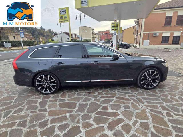 VOLVO V90 D4 AWD Geartronic Momentum