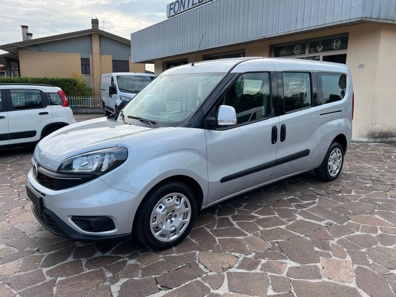 Fiat Doblo Maxi 1.6 MJT 120CV S&S Combi N1 5 Posti