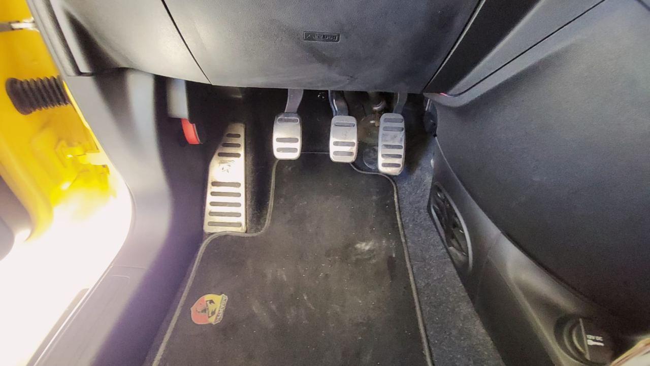 ABARTH 595 1.4 Turbo T-Jet 145 CV