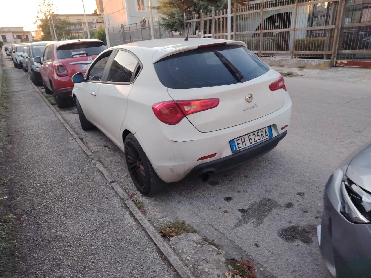 Alfa Romeo Giulietta 1.6 JTDm-2 105 CV Distinctive