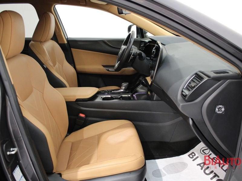 Lexus NX NX Plug-in 4WD Luxury