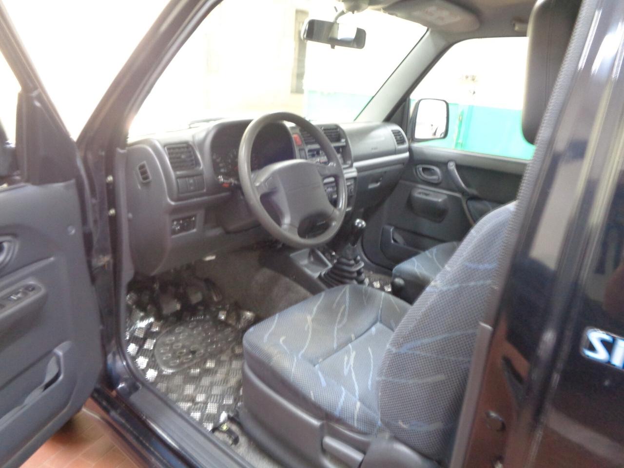 Suzuki Jimny 1.3i 16V cat 4WD JLX