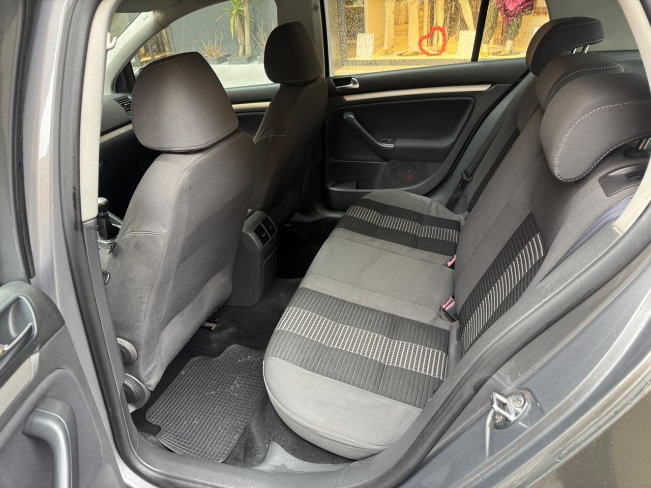 Volkswagen Golf 1.9 TDI 105cv 5p. Comfortline