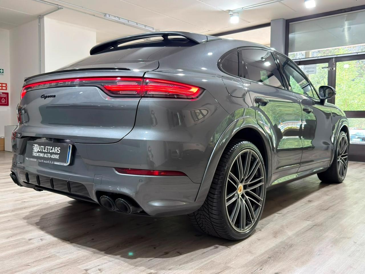 PORSCHE CAYENNE COUPE 3.0 340cv E-HYBRID FULL