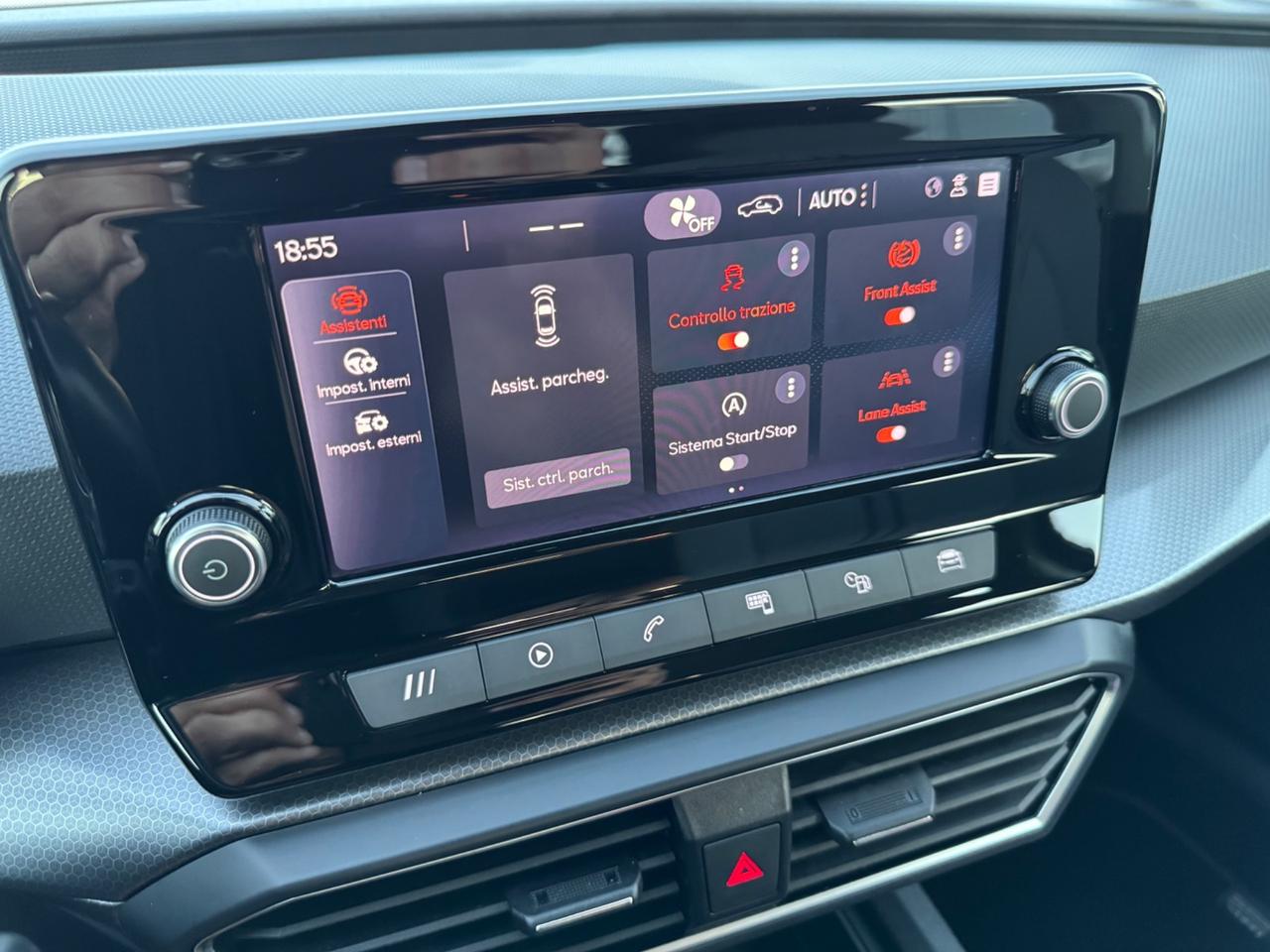 SEAT LEON SportsTourer 2.0 TDI DSG-Led Carplay