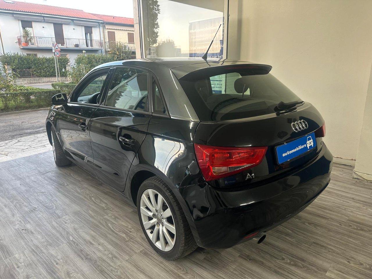 Audi A1 Sportback 1.6 tdi S Line Edition 90cv