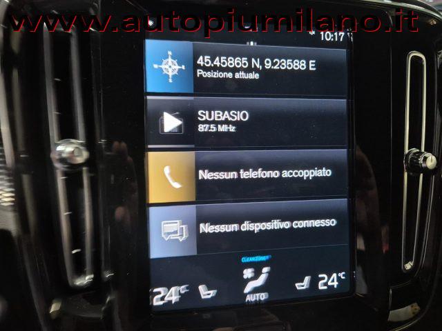 VOLVO XC40 B4 AWD Geartronic R-design