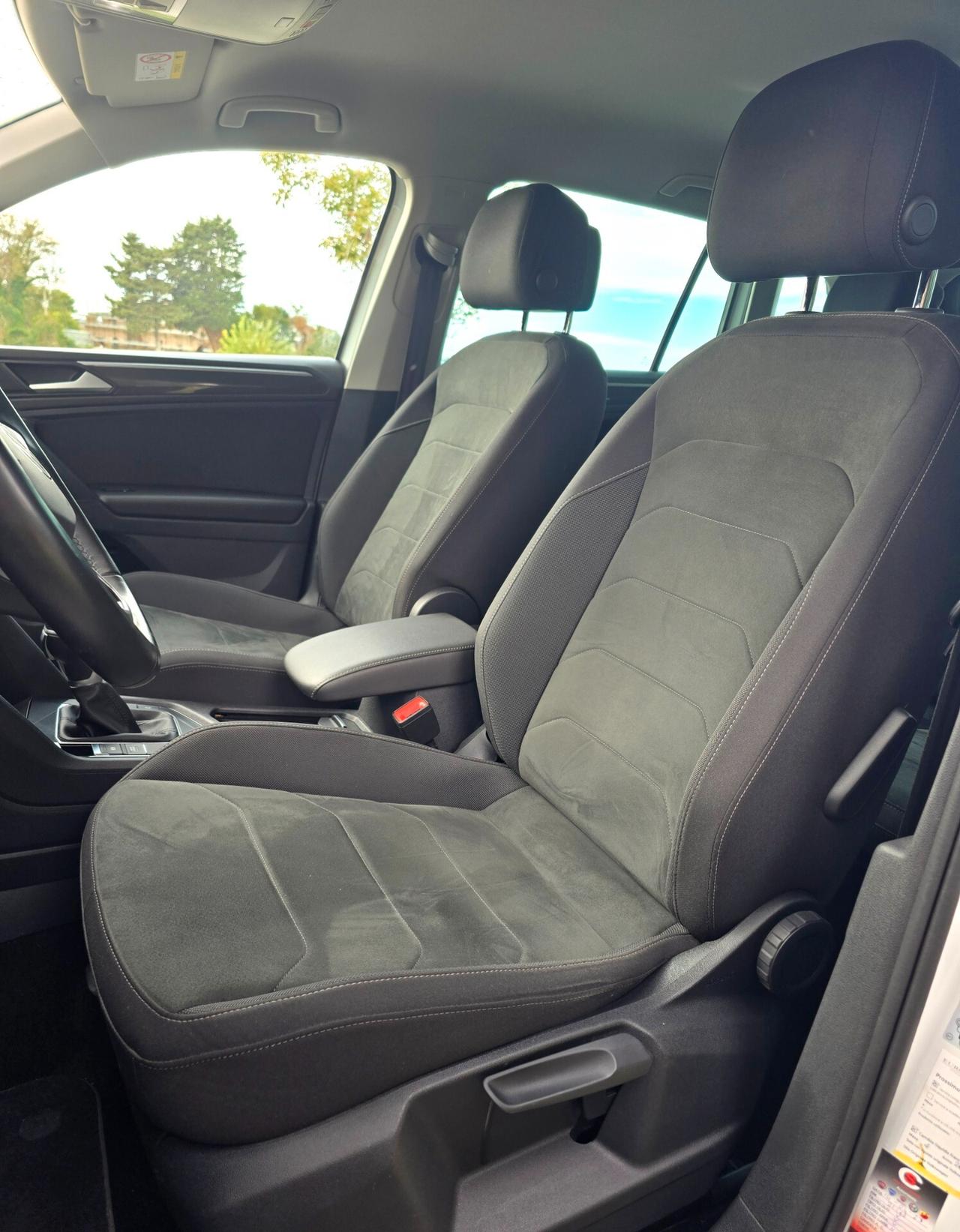 Volkswagen Tiguan 2.0 TDI 150 CV SCR DSG Elegance