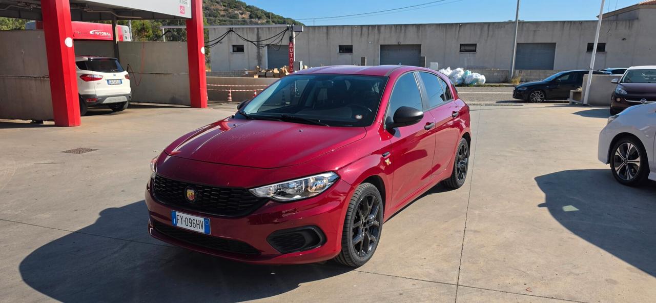 Fiat Tipo 1.3 Mjt S&S 5 porte Sport