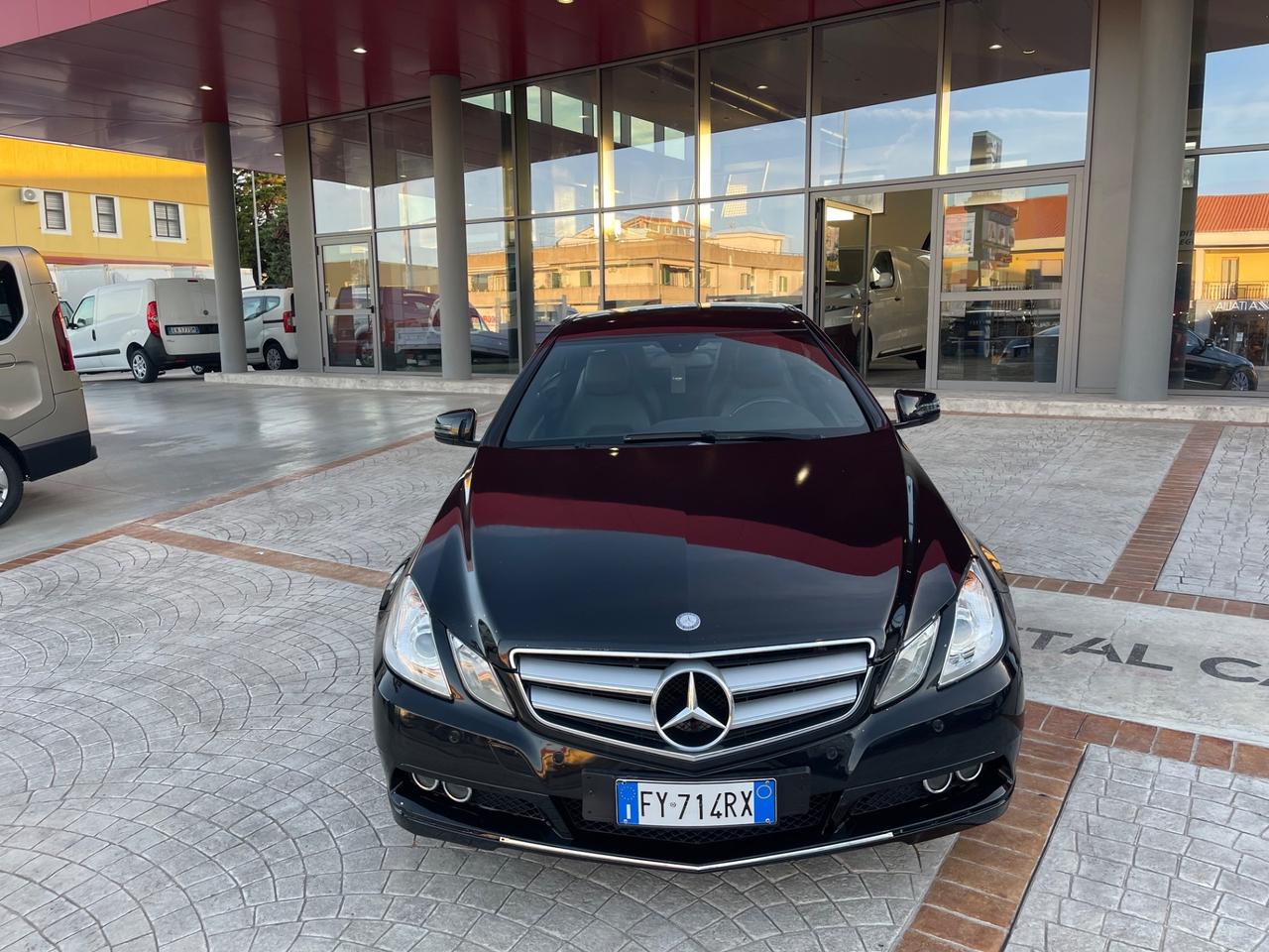 Mercedes-benz E 220 CDI Coupé BlueEFFICIENCY Avantgarde