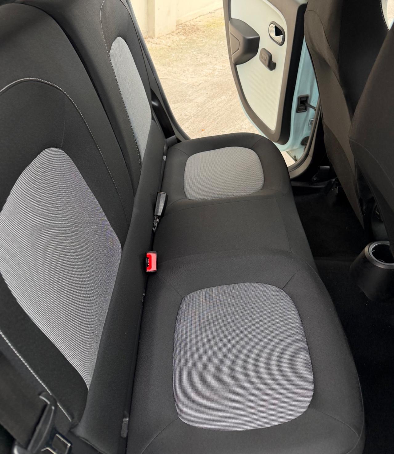 Renault Twingo SCe 65 CV Duel ok neopatentati