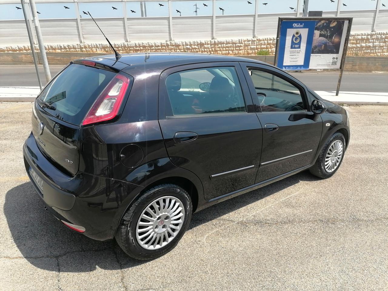 Fiat Punto Evo 1.3 Mjt 75 CV 5 porte GANCIO TRAINO