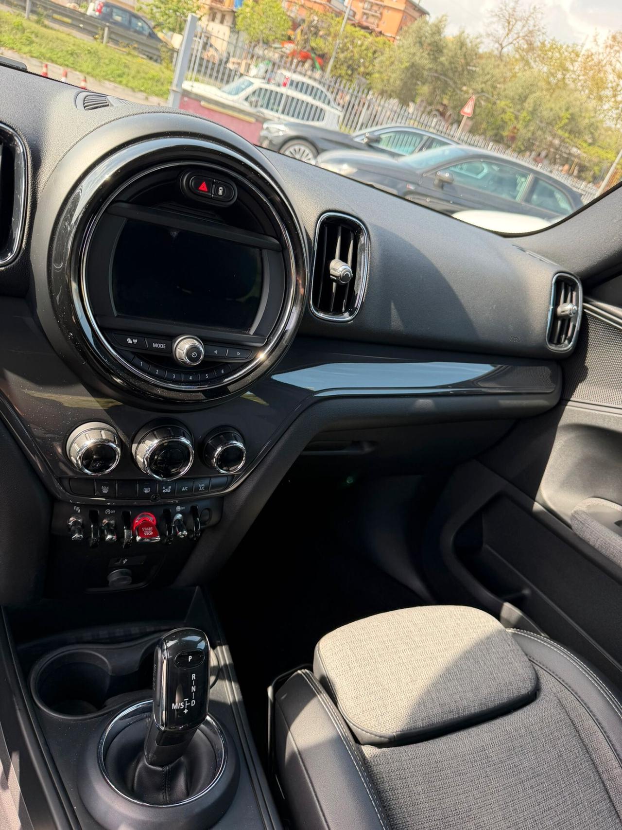 Mini Cooper D Countryman 2.0 Business ALL4 Automatica