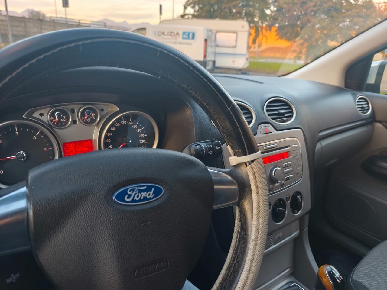 Ford Focus 1.6 TDCi neopatentati titanium