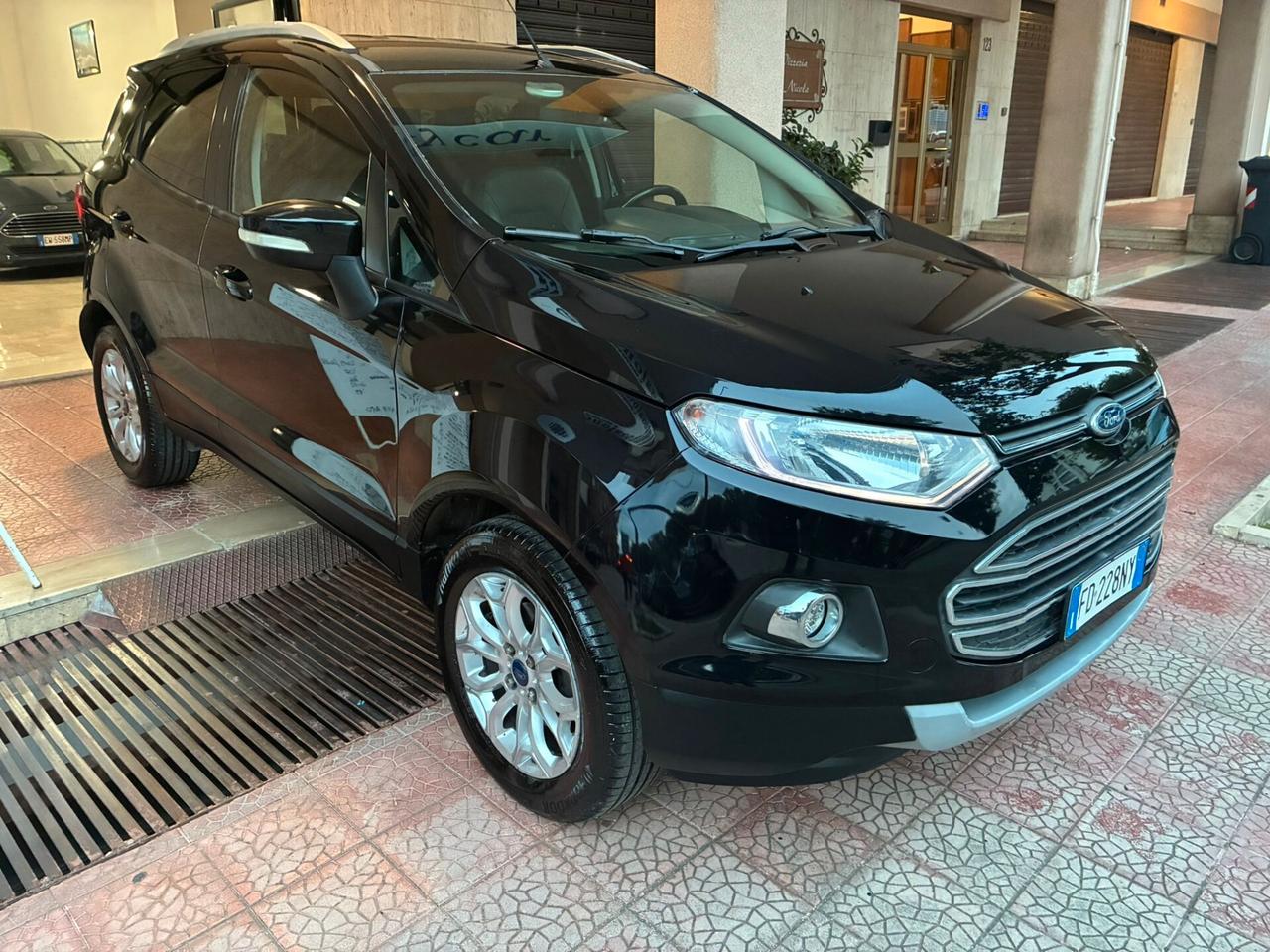 Ford EcoSport1.5TDCi Full Titanium S.perfetta-16