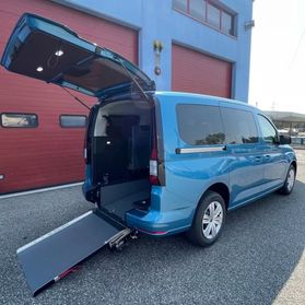 Volkswagen Caddy Maxi con pianale ribassato – Auto per disabili