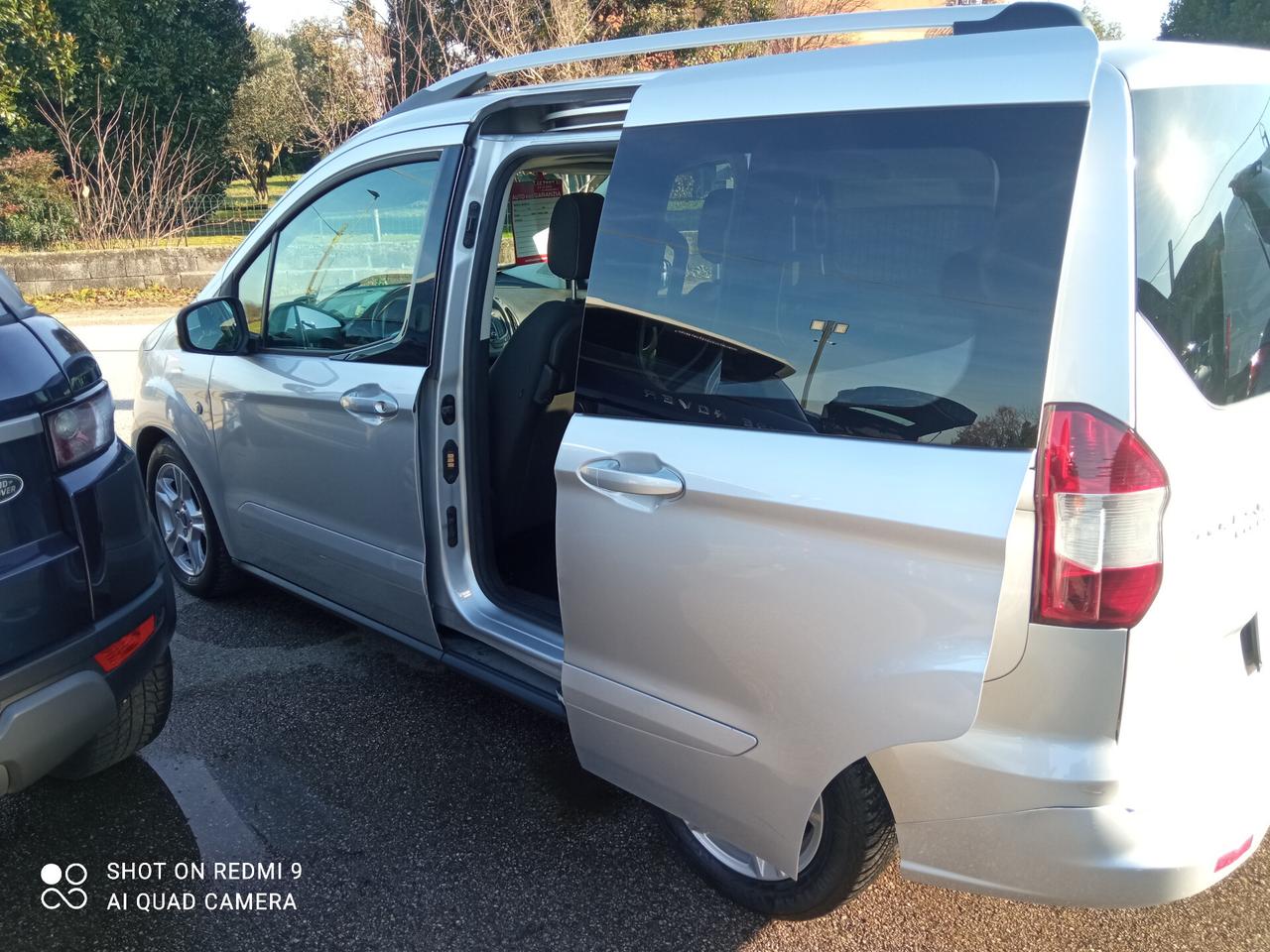 Ford Tourneo Courier 1.5 TDCI 75 CV Titanium