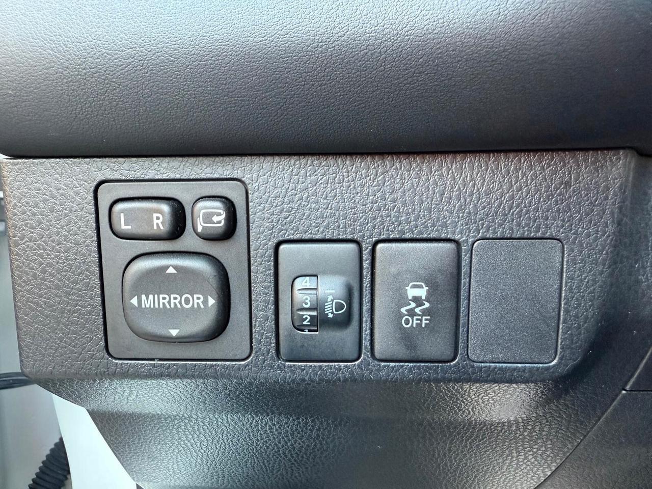 Toyota RAV 4 RAV4 2.2 D-4D 4WD 20th ANNIVERSARY ***KM 50.000!!!***