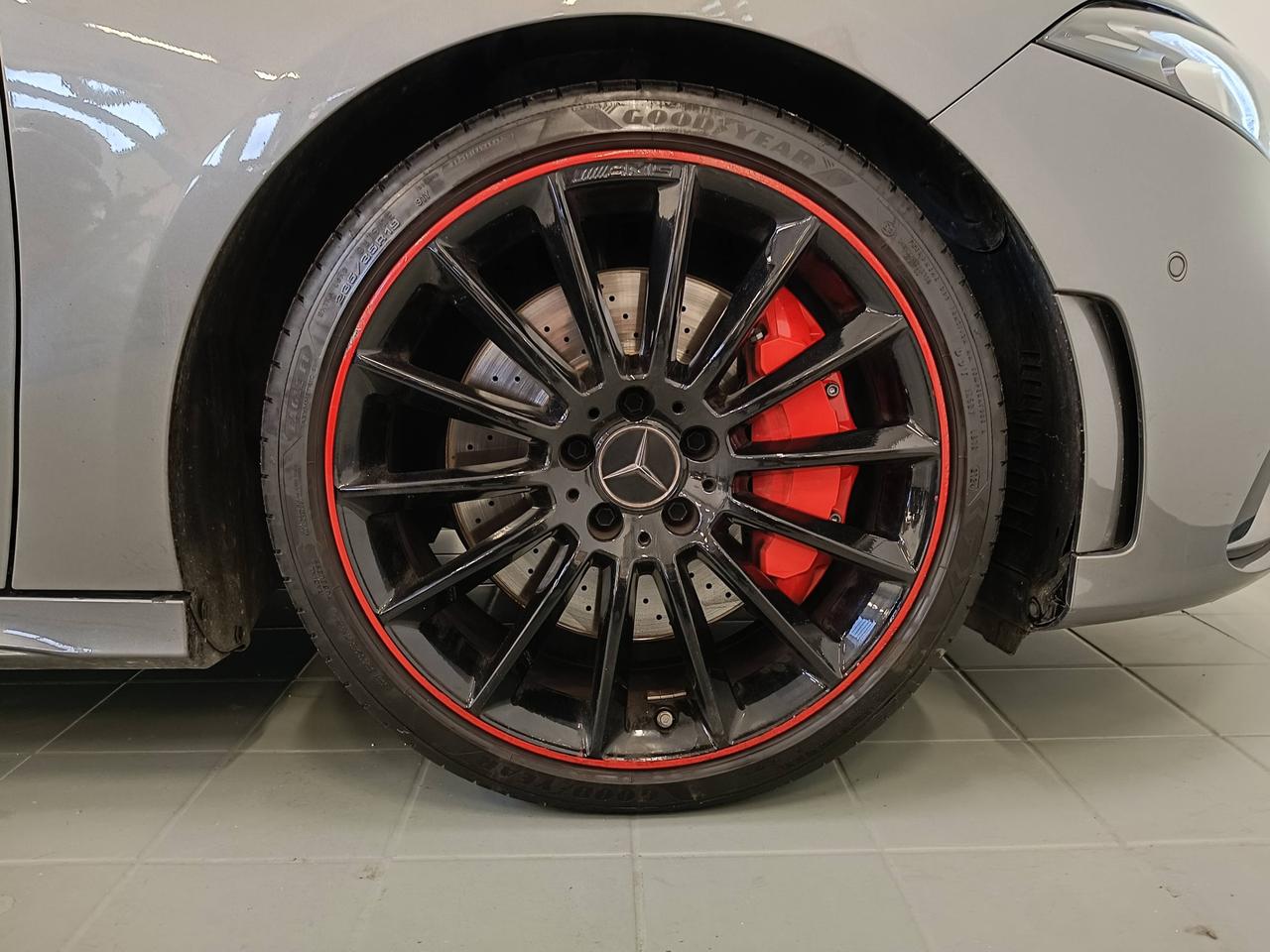 Mercedes-Benz Classe A - W177 2018 - A AMG 35 4matic auto