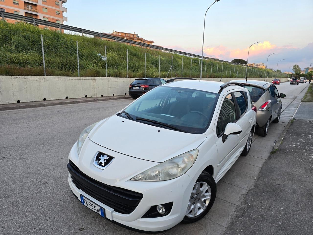 Peugeot 207 1.4 8V 75CV SW Energie ECO GPL