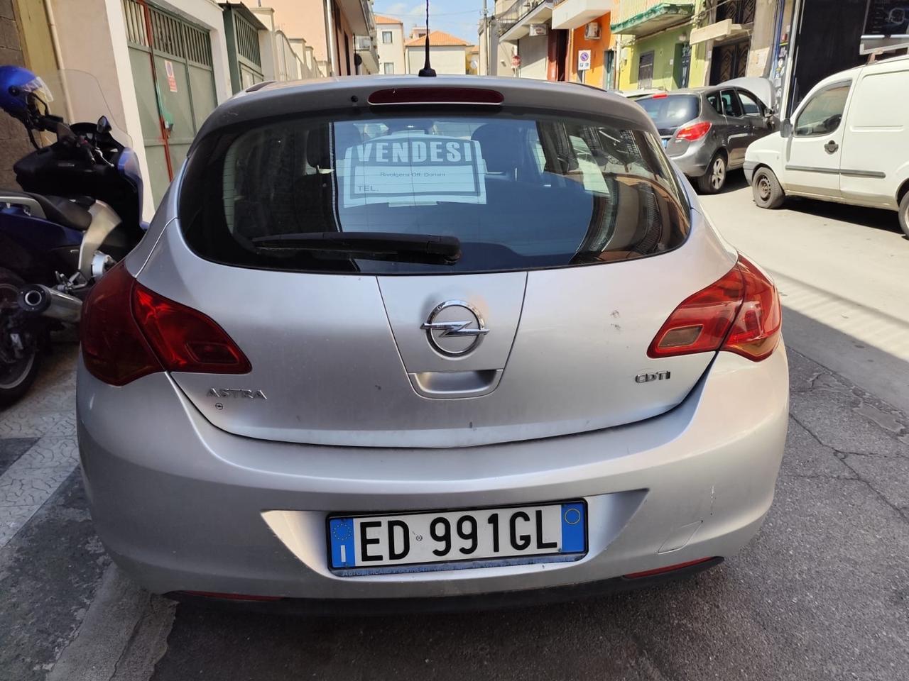 Opel Astra versione cosmo
