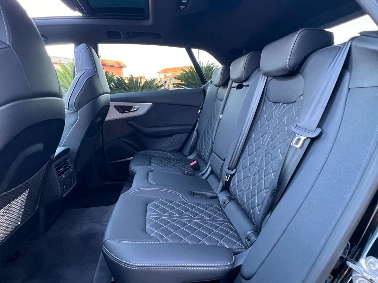 Audi Q8 50 TDI S-Line Quattro MY24*23"*PANORAMA*MATRIX