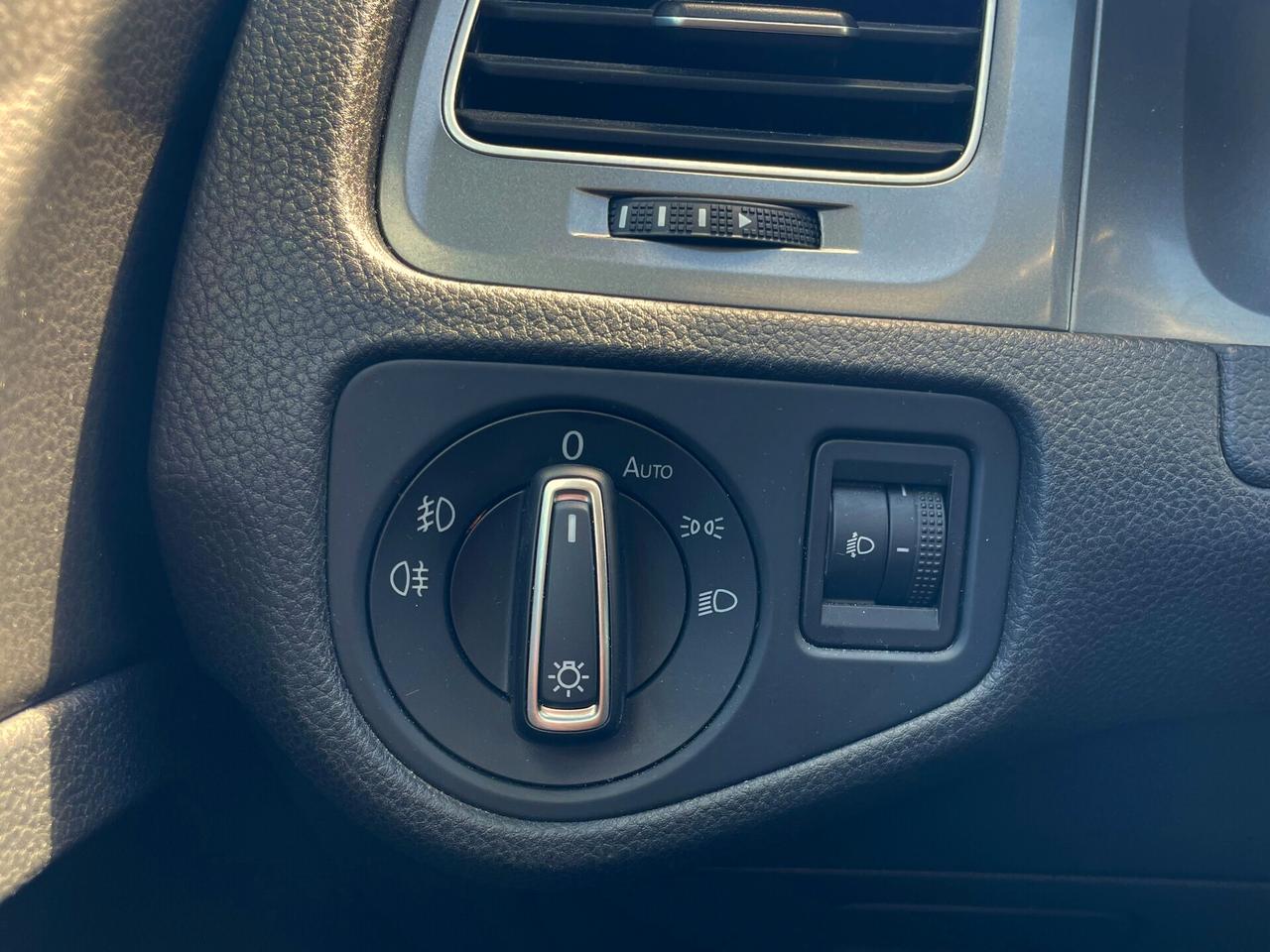 Volkswagen Golf Variant 1.6 TDI 110 CV Comfortline BlueMotion Tech.