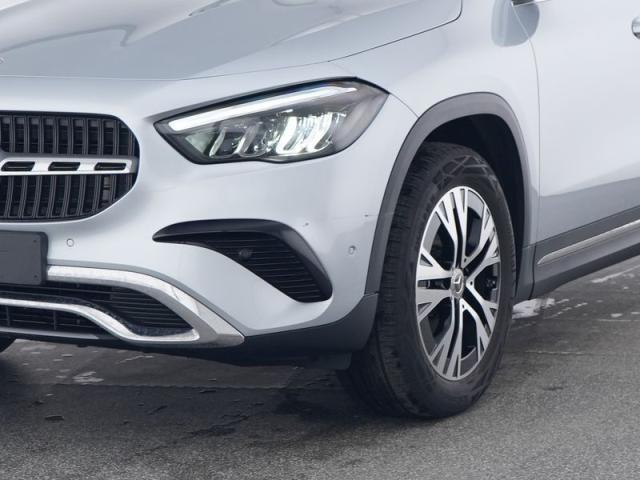 MERCEDES Classe GLA 180 Automatic Sport Plus MILD HYBRID