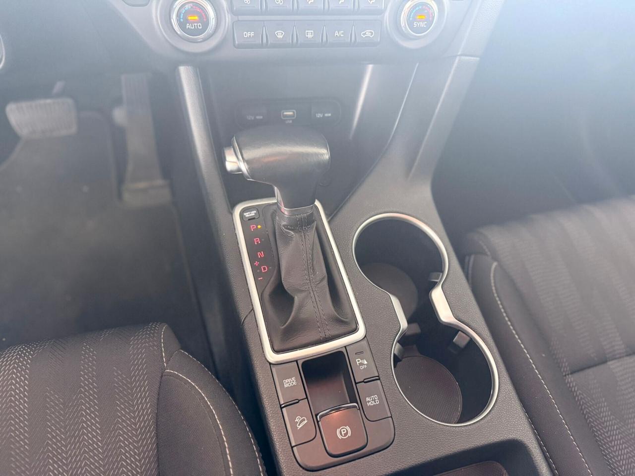 Kia Sportage 1.6 CRDI 136 CV 2WD Mild Hybrid Business Class
