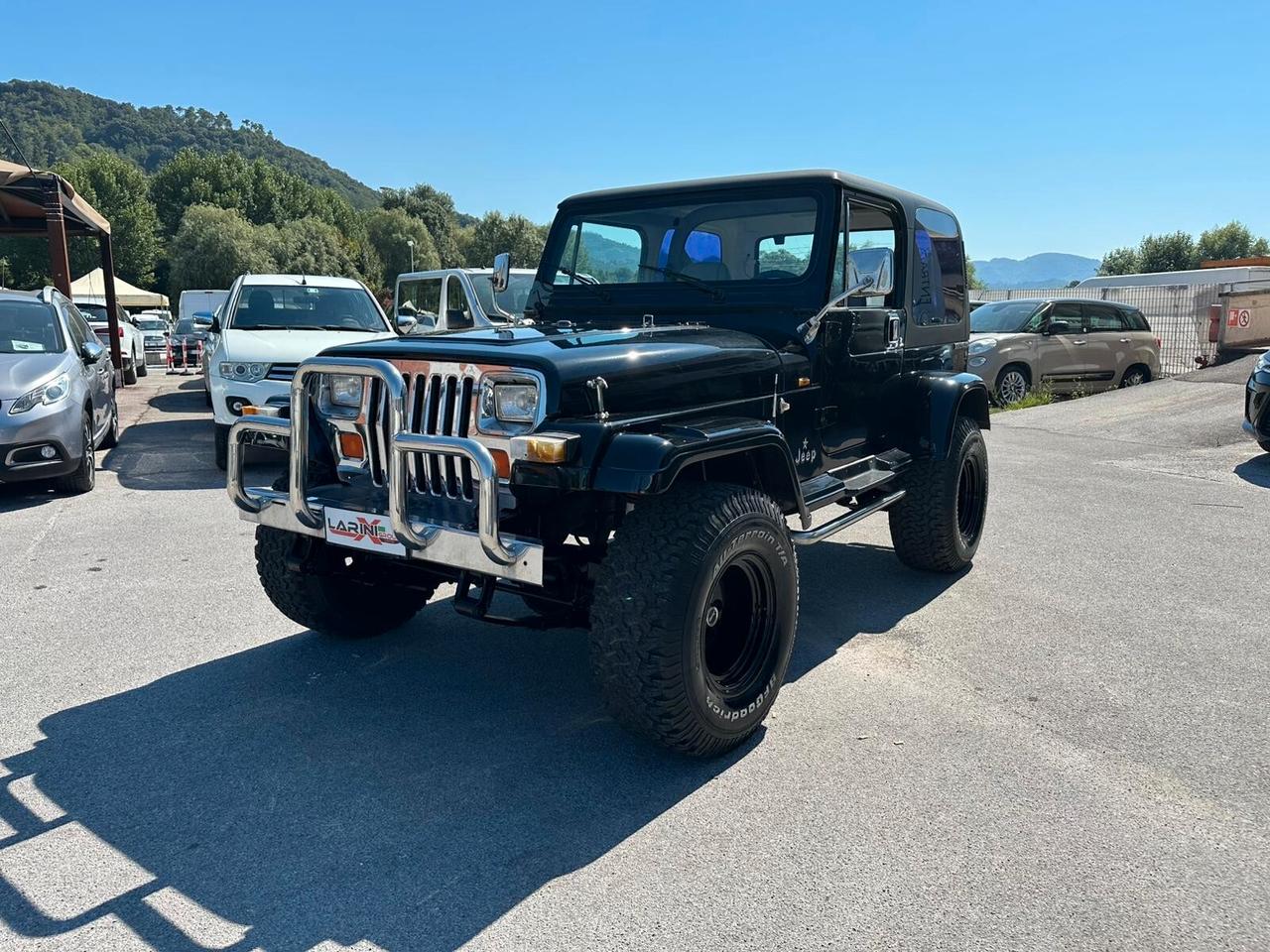 Jeep Wrangler 2.5 Laredo