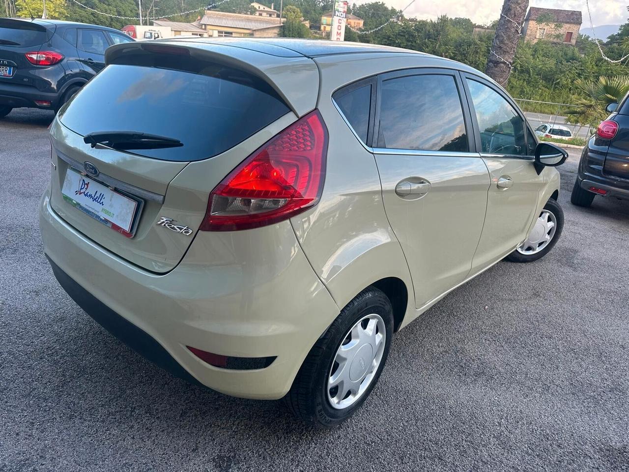 Ford Fiesta 1.4 TDCi 5p. Titanium NEOPATENTATI
