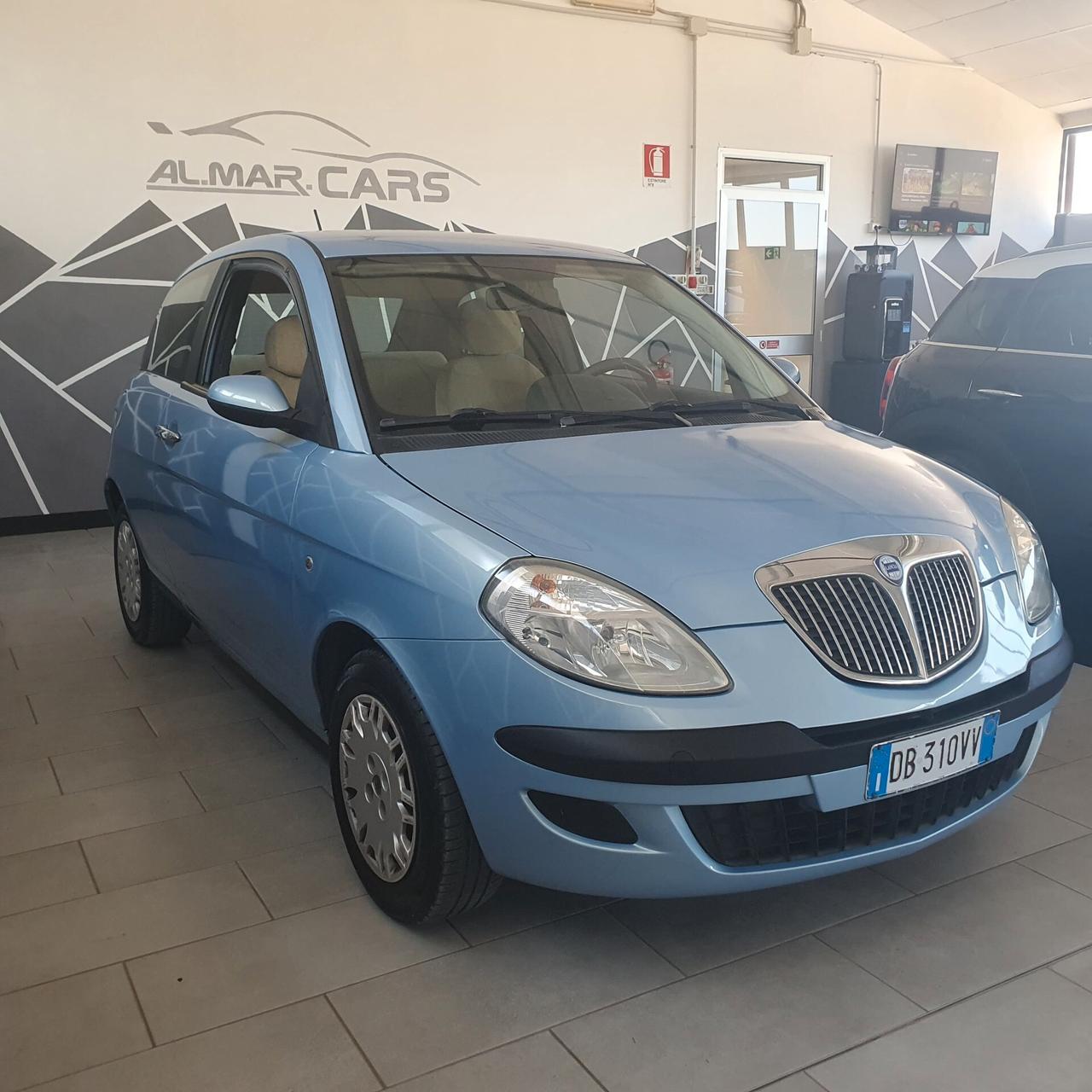 Lancia Ypsilon 1.2 NEOPATENTATI