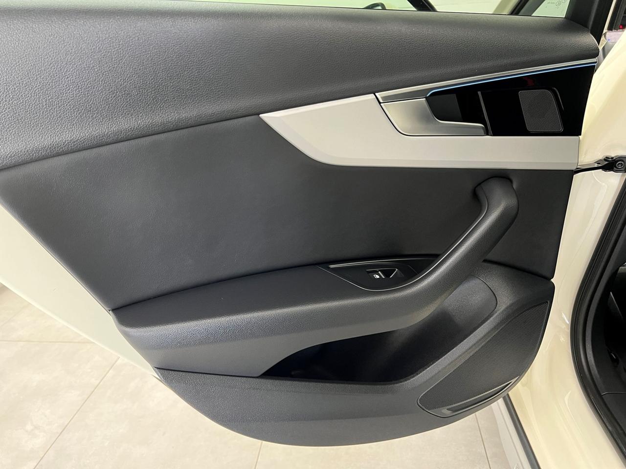 AUDI A4 V 2019 Allroad Quattro A4 Allroad 40 2.0 tdi mhev Identity Contrast quattro 204cv s-tronic