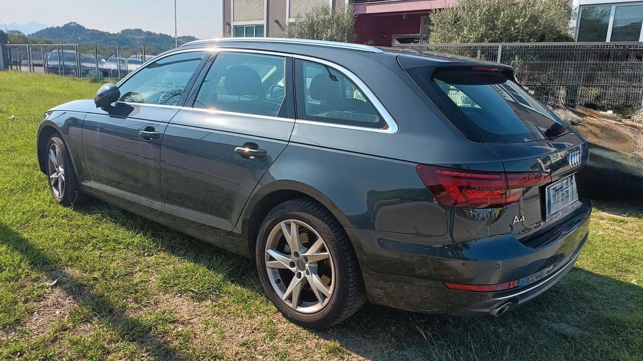 Audi A4 Avant 2.0 TDI 150 CV ultra Business Sport