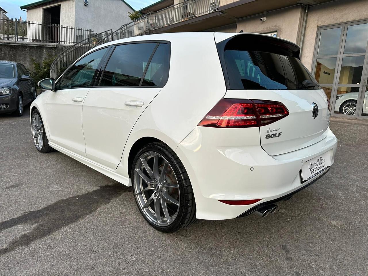 Volkswagen Golf 2.0 TDI 150 CV ALLESTIMENTO R-LINE