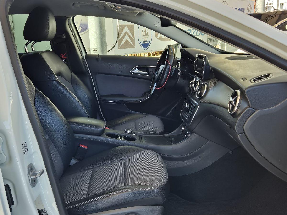 MERCEDES - Classe GLA - 200 CDI Automatic 4Matic Premium